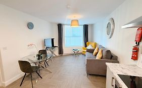 Broc House Suites